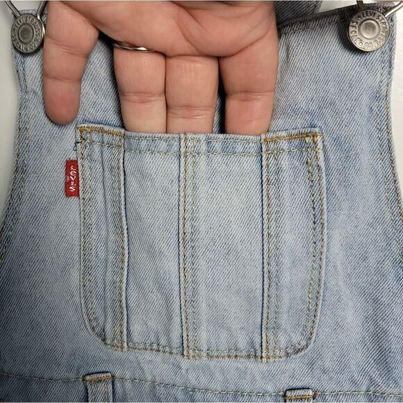 LEVI'S light wash denim Shortall - Picture 2 of 9